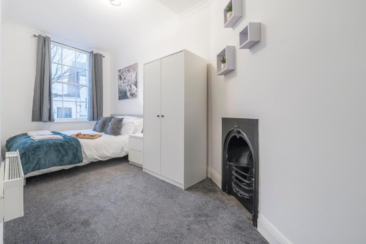 Modern, City Centre -2 Bedroom Apartments Reading Kültér fotó
