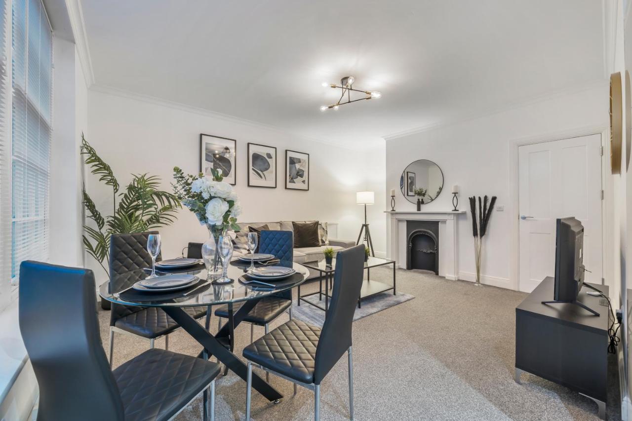 Modern, City Centre -2 Bedroom Apartments Reading Kültér fotó