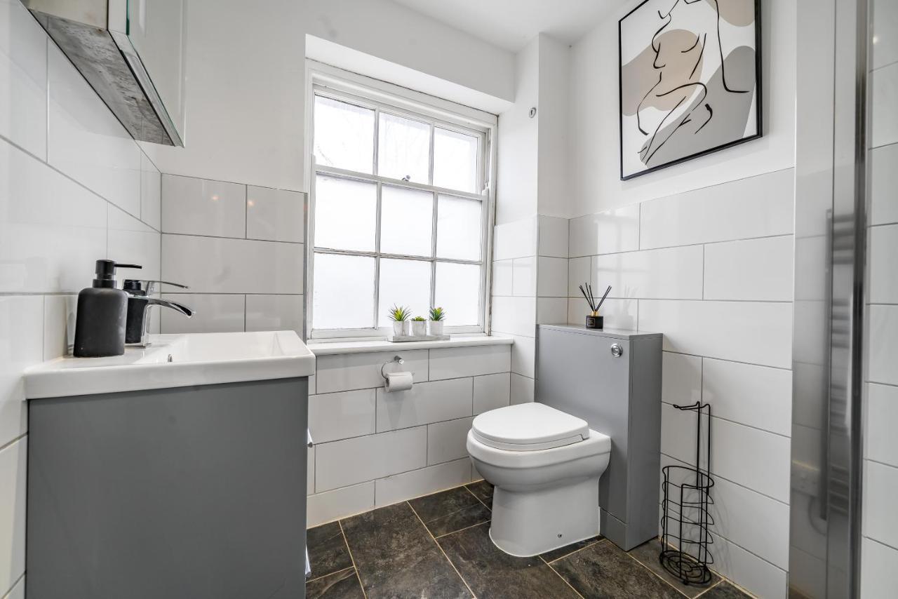 Modern, City Centre -2 Bedroom Apartments Reading Kültér fotó